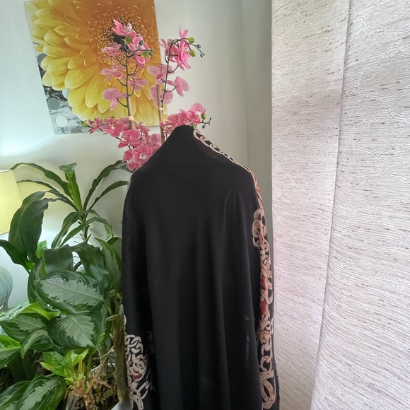 Chanel  Silk/Wool Wrap/Shawl Scarf. - Picture 7 of 16